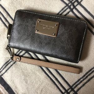 Michael Kors Wrislet